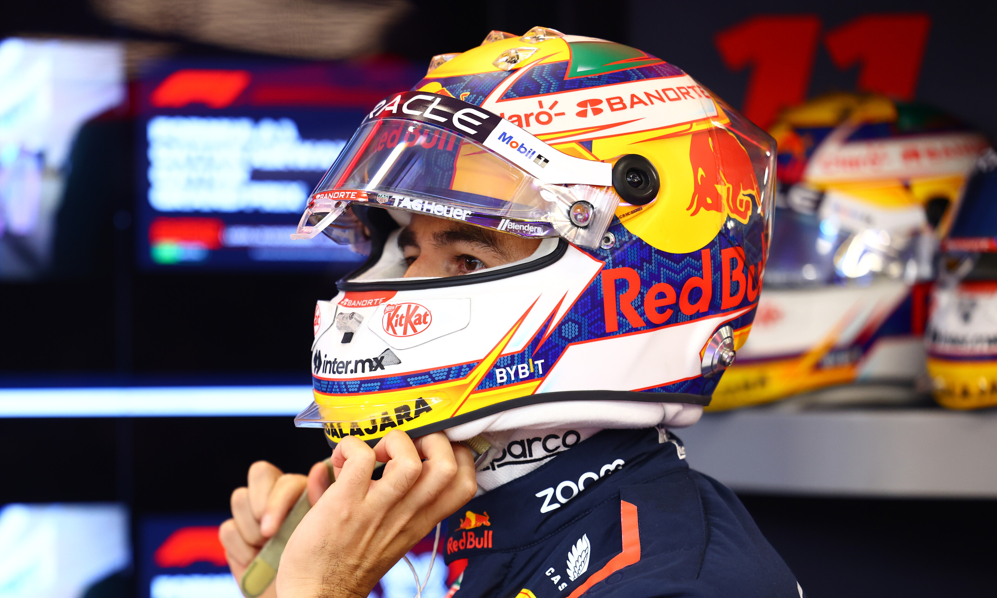 关于雷诺车队逆转威廉姆斯，佩雷兹高光表现的信息