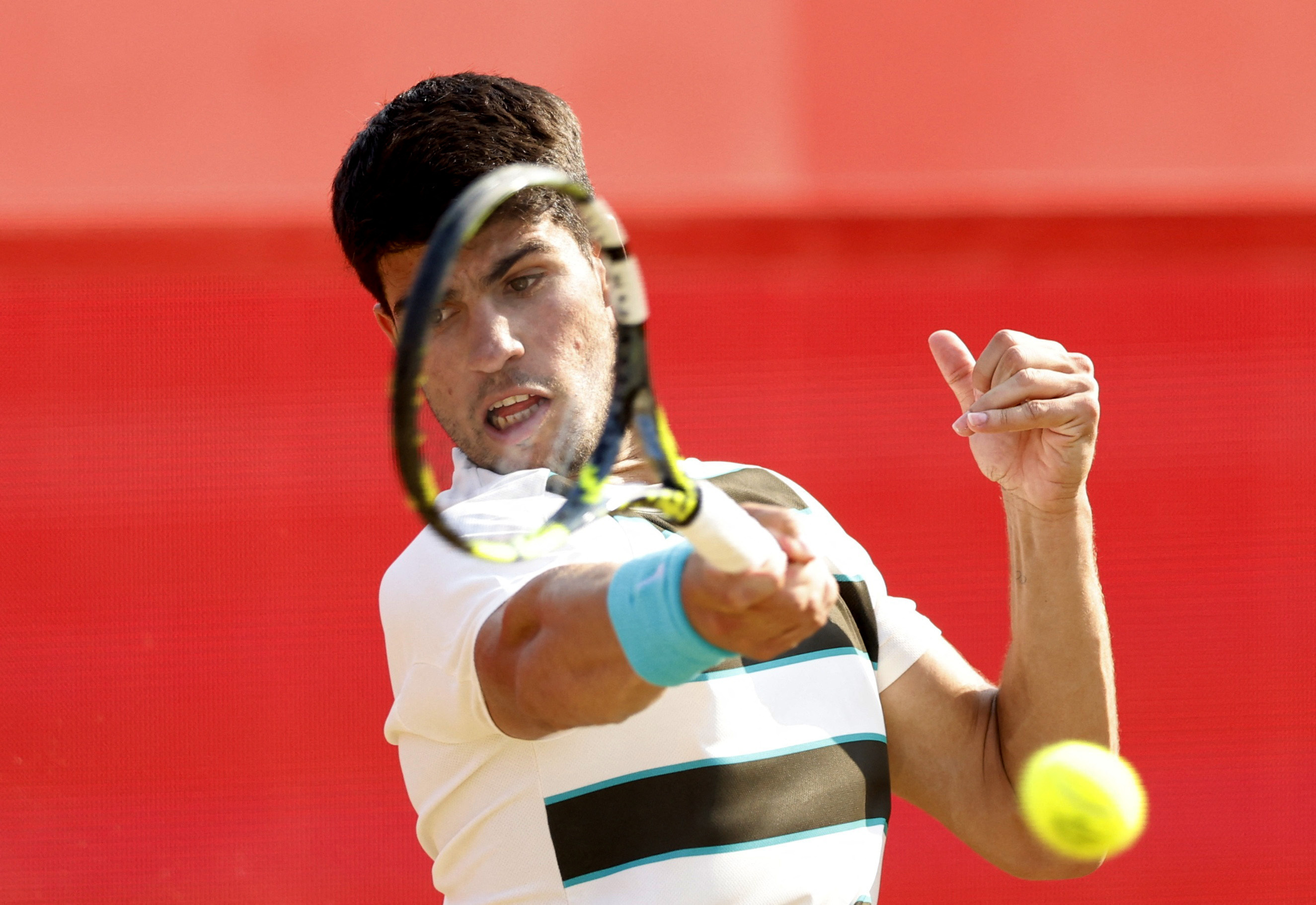 世界网球队翻盘法国网球队，阿尔卡拉斯高光表现的简单介绍